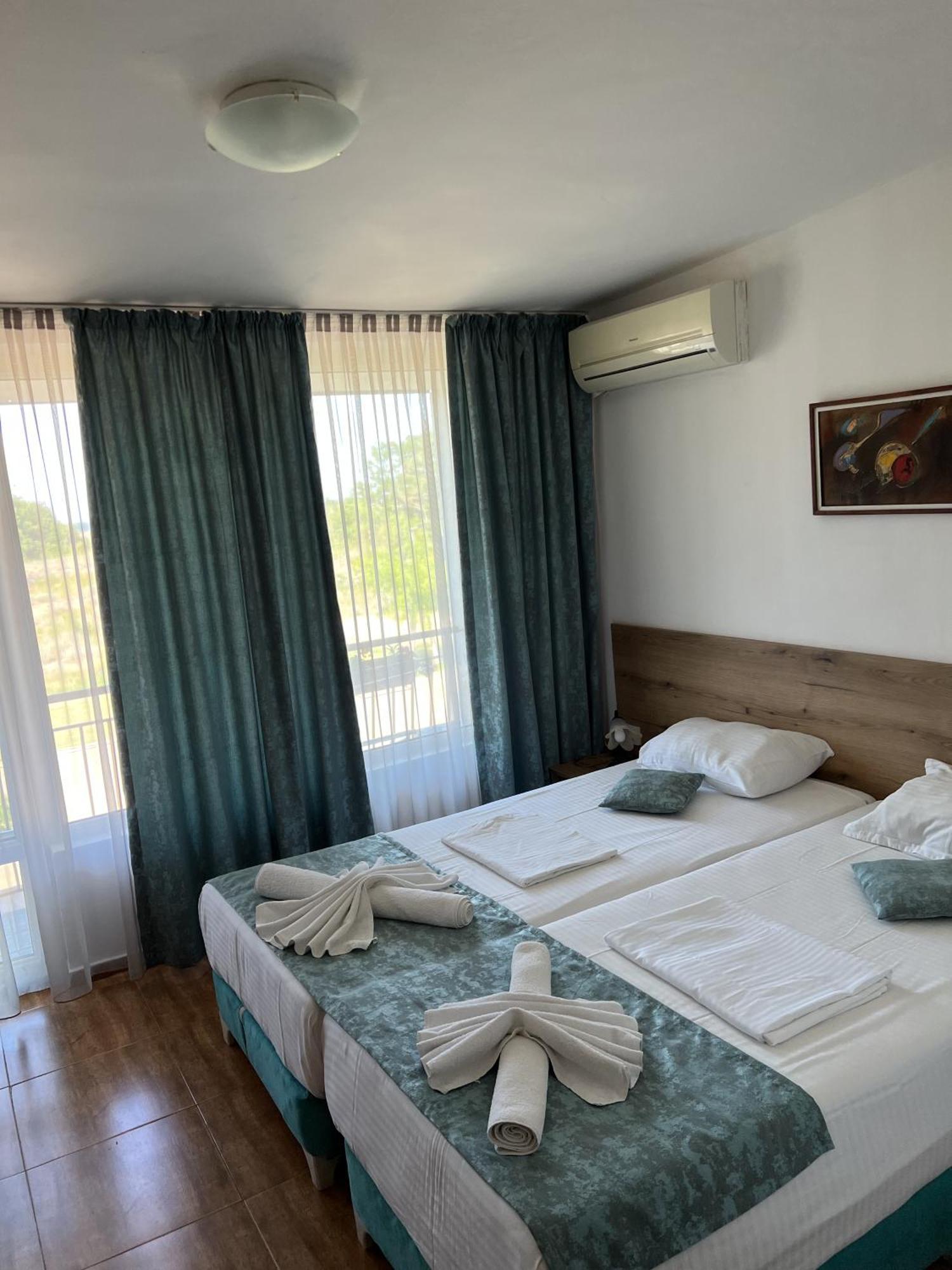Hotel Surf พรีมอร์สโก ภายนอก รูปภาพ