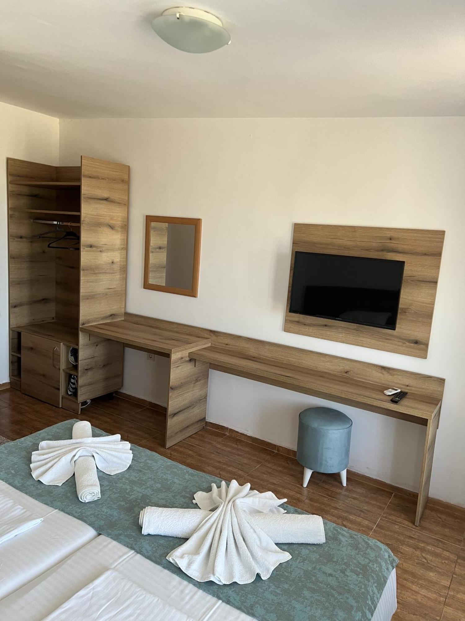 Hotel Surf พรีมอร์สโก ภายนอก รูปภาพ